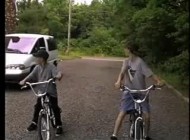 Cinemassacre-BicycleSpeed1997353-497